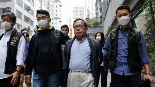 香港民主派支柱之一的何俊仁保释期间再遭港警国安处拘捕