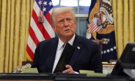 特朗普上任首日避谈强硬对华政策，美中关系迎短暂喘息期？