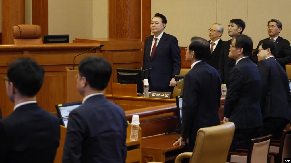 尹锡悦以“涉嫌带头发动叛乱”被检方正式起诉，成为遭起诉首位现任总统