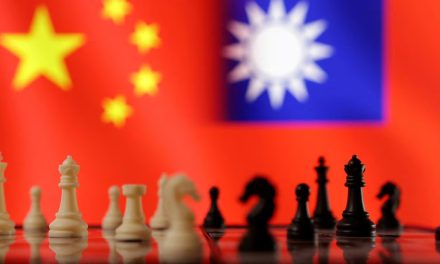 台湾议员具中国籍遭解职 五名里长惹争议