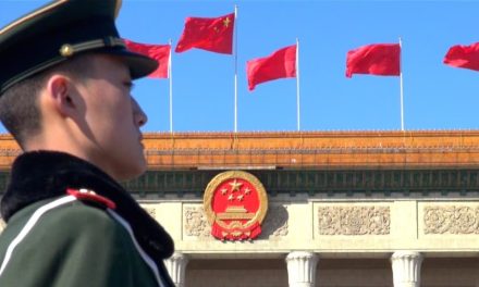 两会看点：解放军反腐猛烈进行，十几名高级将领可能缺席