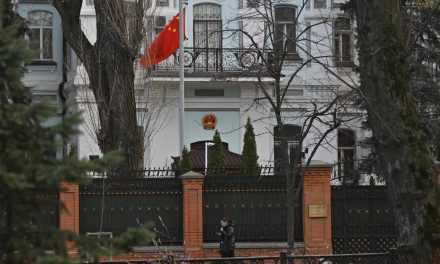 乌克兰总统：150多名中国雇佣兵替俄罗斯作战