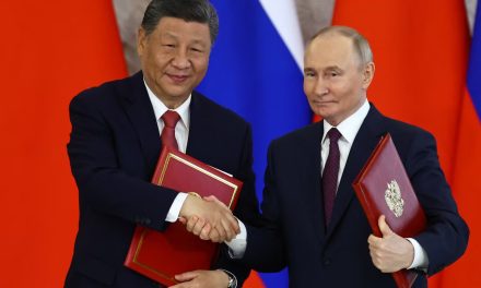 中俄领导会晤提升合作高度 分析：中俄联合抗美升级