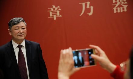 章立凡去世 死讯疑遭封锁引发舆论关注