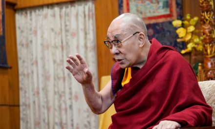 达赖喇嘛即将迎来90岁诞辰，或将讨论自己的转世议题