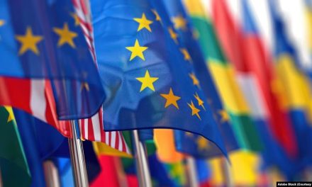 欧盟外交主管会晤王毅，对中国人权和来自中国的混合威胁表示关切