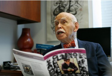 滕彪：他的生命是对世界的祝福——缅怀孔杰荣教授