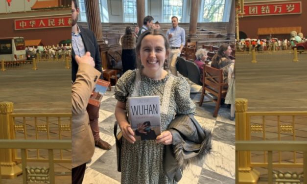 美国高中生埃莉诺·皮尔斯玛专访流亡作家廖亦武  American high school student Eleanor Piersma interviews exiled writer Liao Yiwu      