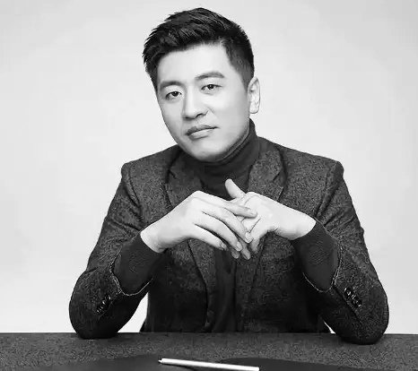 刘逸明：张雪峰之死，为何我不同情？